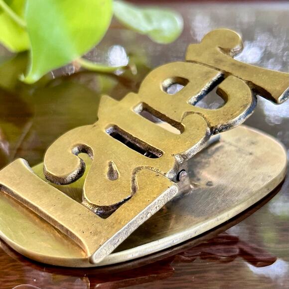 Vintage Brass “Later” Paperweight Clip – Retro Desk Accessory with Spring Hinge - Picture 7 of 8